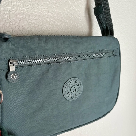 Kipling CALLIE CROSSBODY BAG Light Aloe Tonal Messenger Bag EUC - Picture 8 of 10
